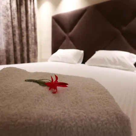 Luxury Apartment-tirana * טיראנה