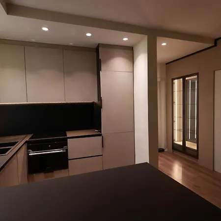 شقة Luxury Apartment-tirana تيرانا
