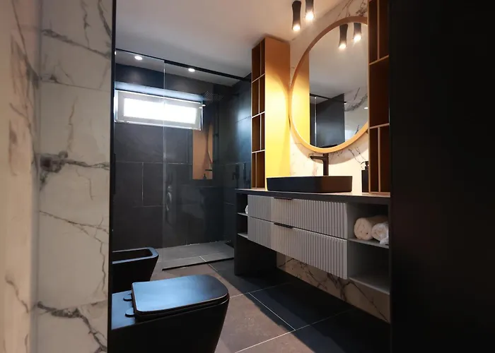 公寓 Luxury Apartment-tirana 地拉那